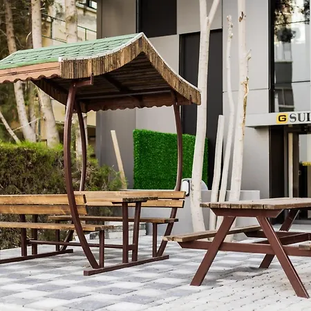 G Luxury Hotel Nikozja