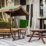 G Luxury Hotel Nikozja
